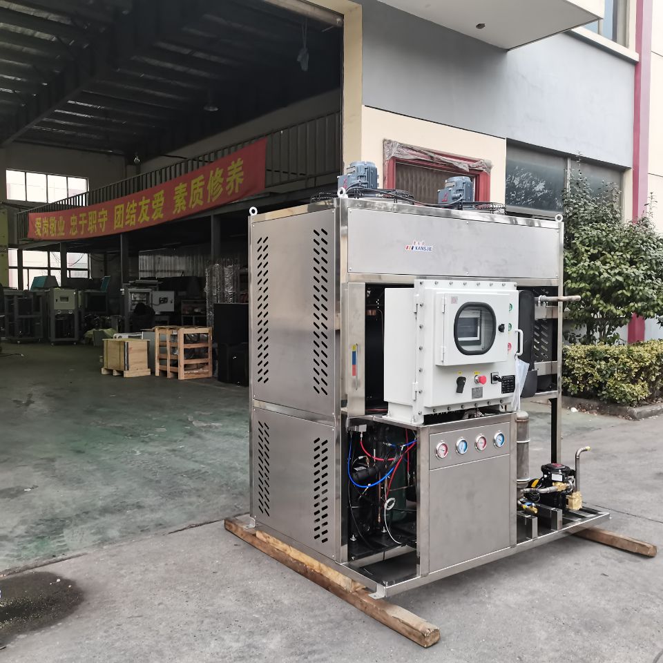 -70度石油行業(yè)用復(fù)疊制冷機組